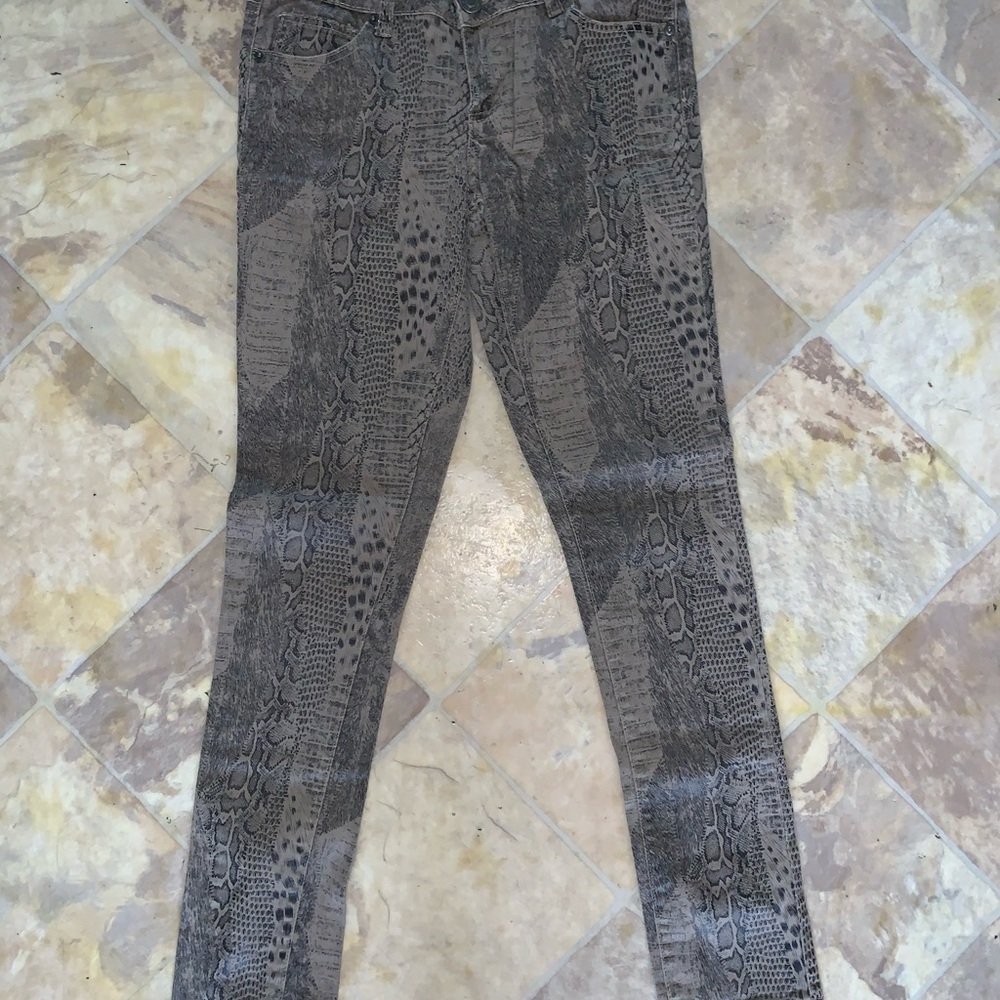 Python Print Pants - Picture 2 of 2